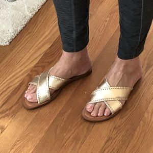 Jack Rogers gold lame resort sandals 8.5 M